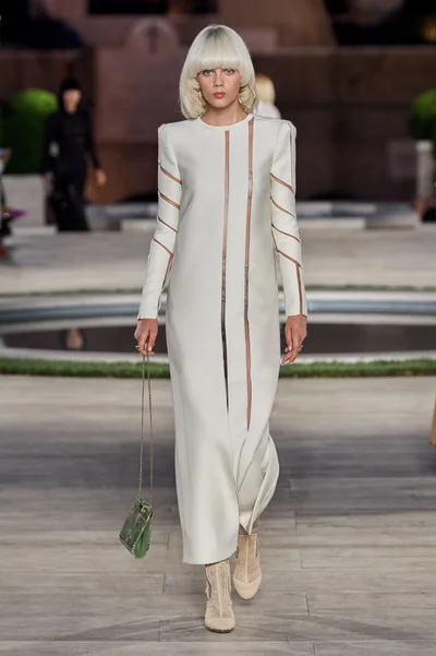 Look 9
